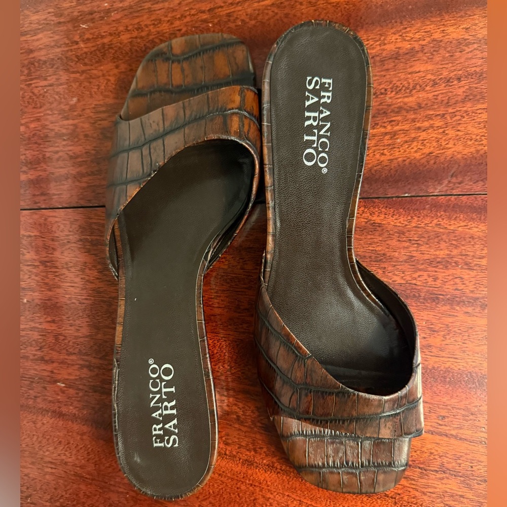 Franco Sarto Leather Mule Croc Embossed Slip On Sandal Brown Women’s Size 71/2M